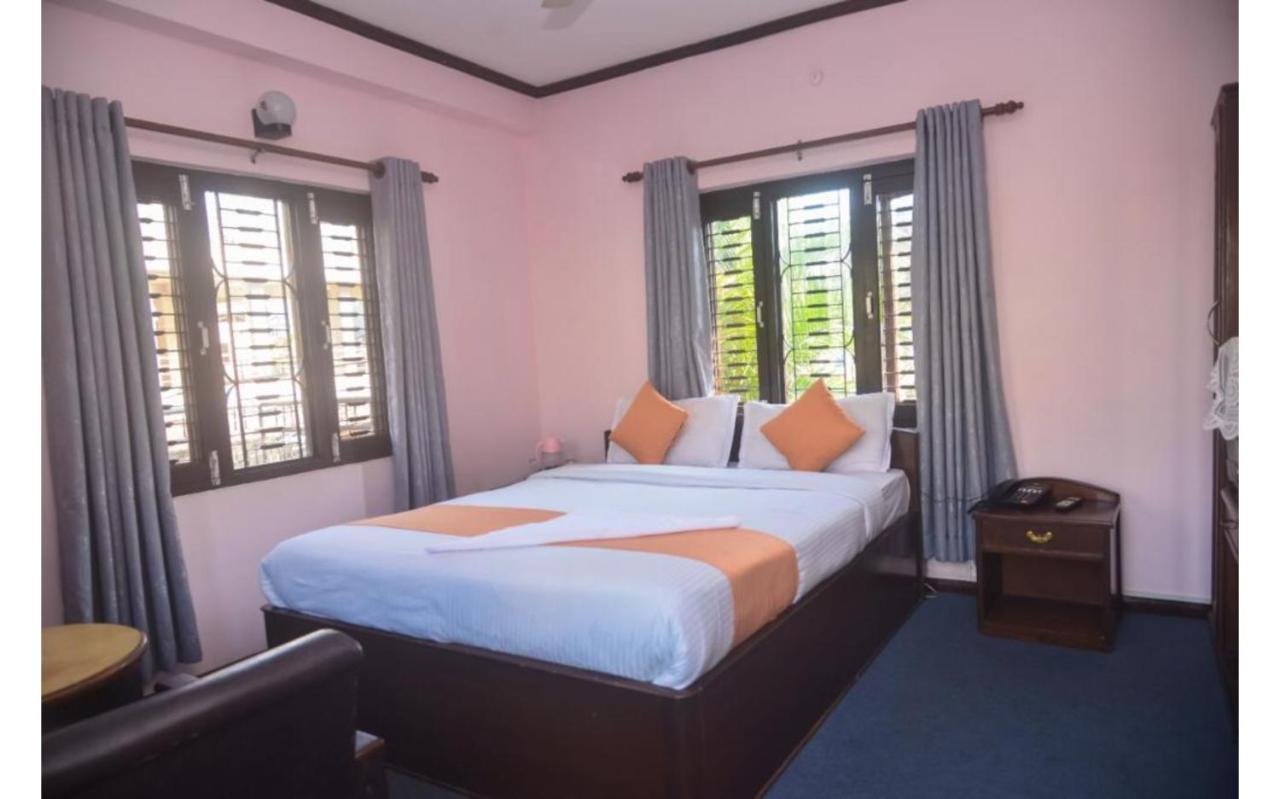 Hotel Travel Inn Похара Екстериор снимка
