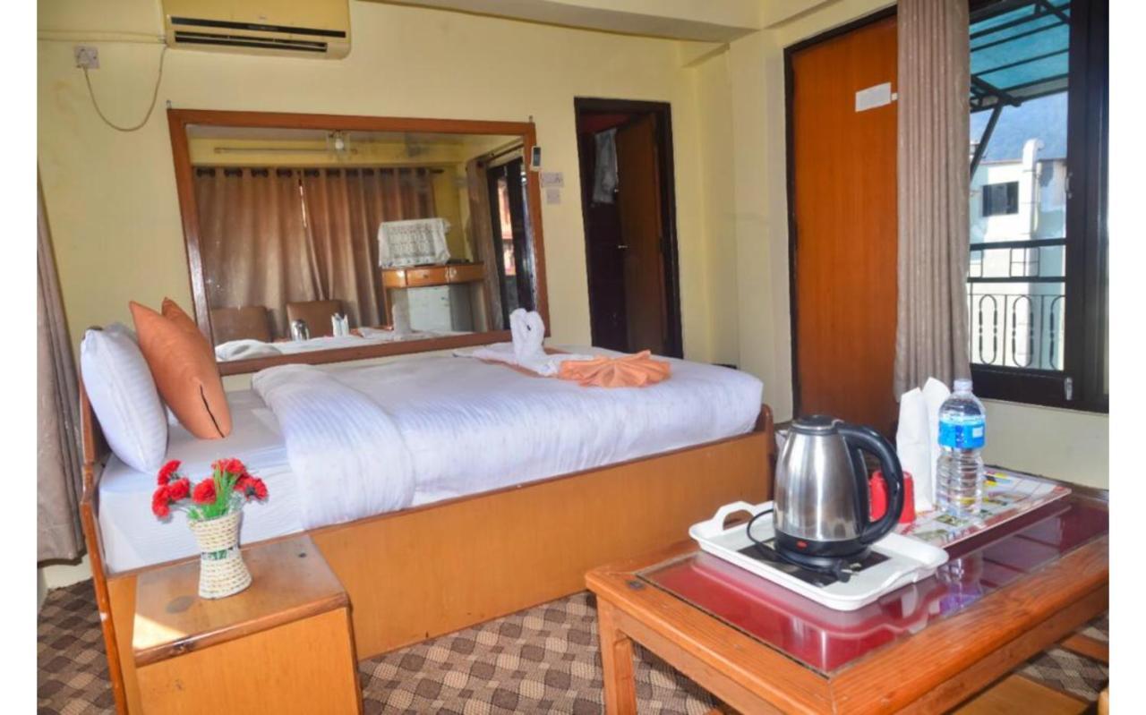 Hotel Travel Inn Похара Екстериор снимка